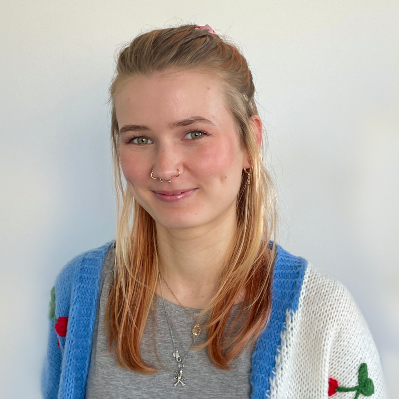 Mitarbeiterin Laura Schlüter